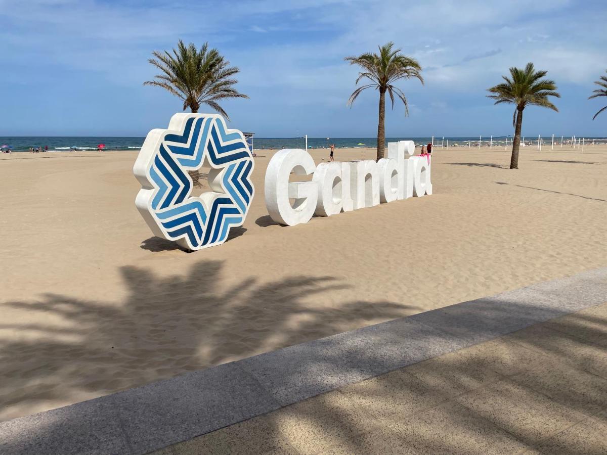 Apartamento En Segunda Linea En Playa De Gandia Dış mekan fotoğraf